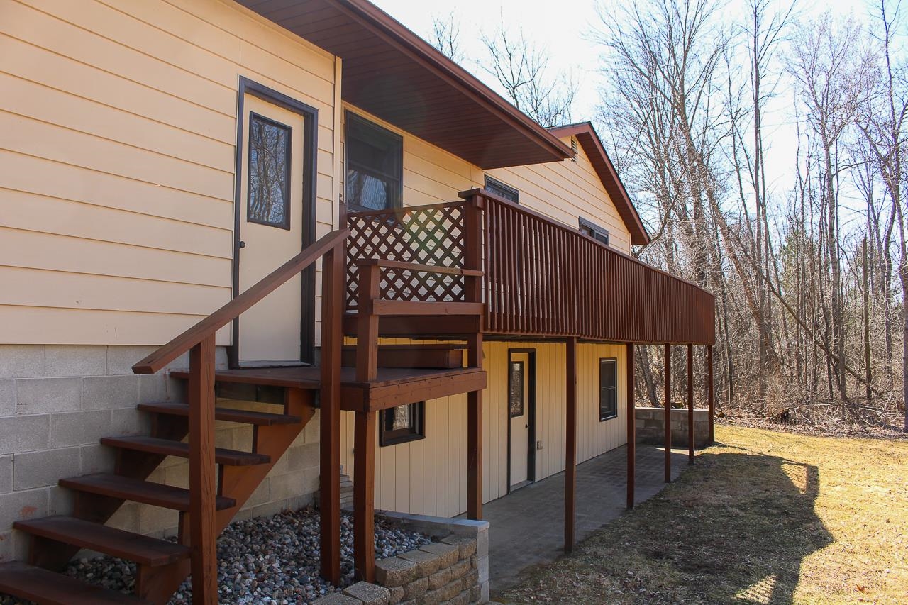 5689 Riverside Beach Drive Weidman, MI 48893 - Photo 41 of 48 1898469-40.JPG