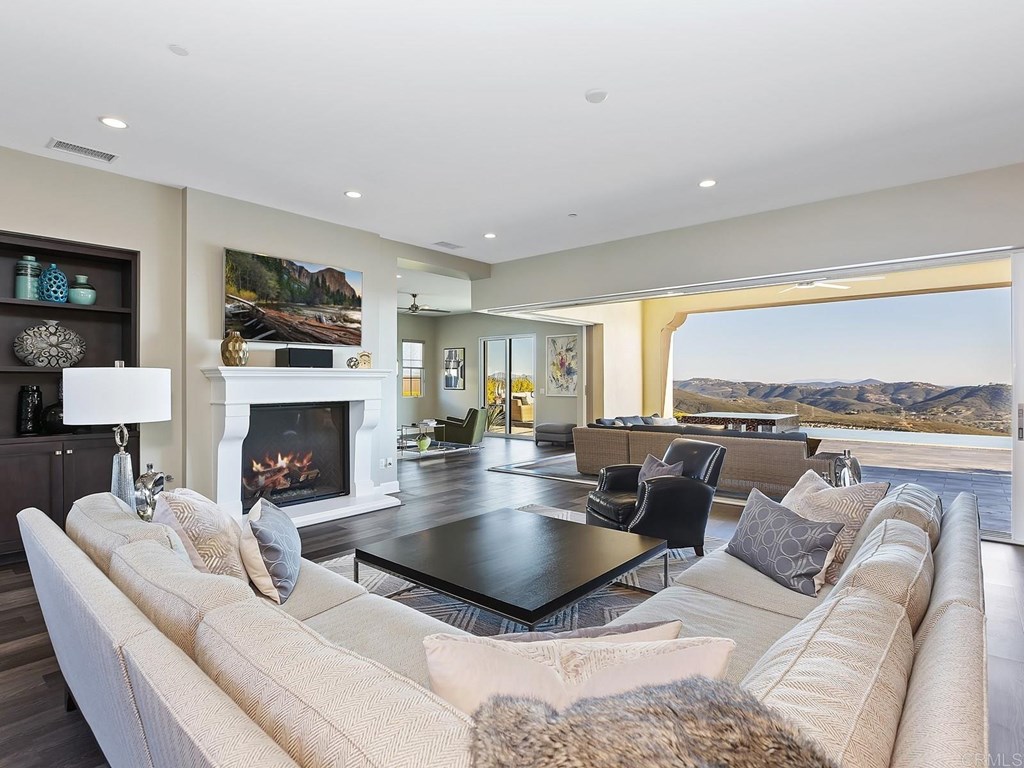 931 Pearl Drive San Marcos, CA 92078 - Photo 20 of 68