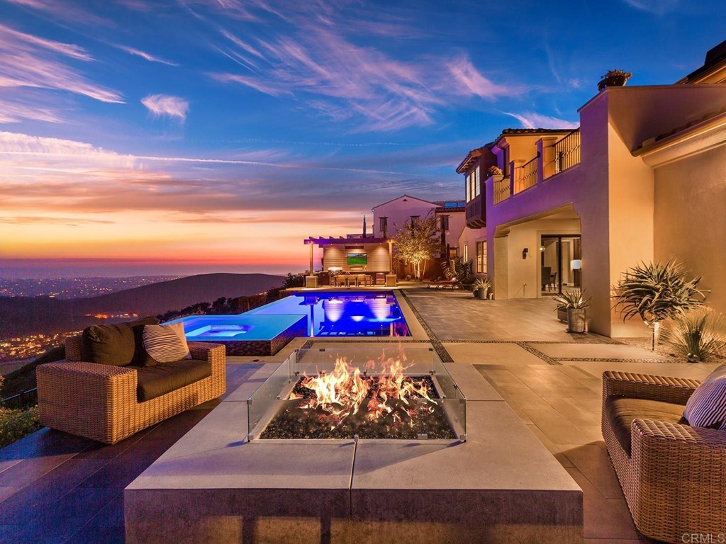 931 Pearl Drive San Marcos, CA 92078 - Photo 3 of 68