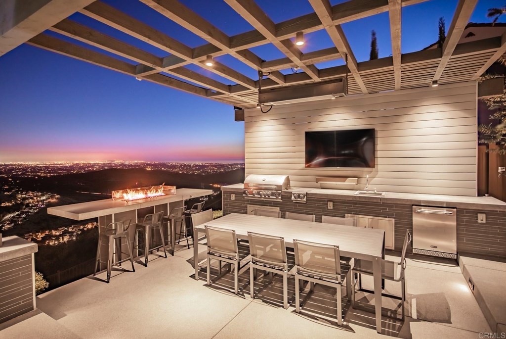 931 Pearl Drive San Marcos, CA 92078 - Photo 5 of 68