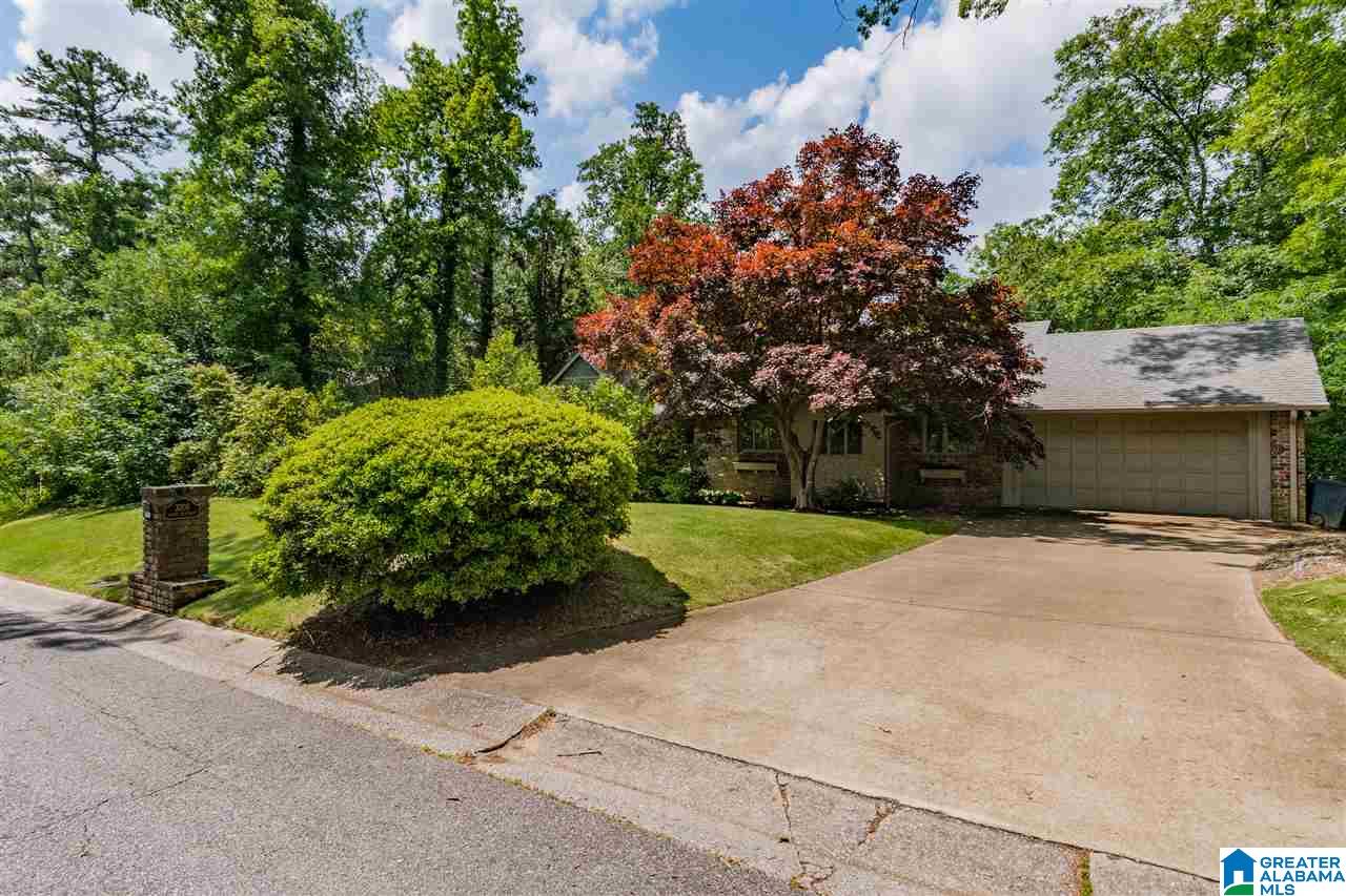 3705 Forest Run Road Birmingham, AL 35223 - Photo 1 of 36