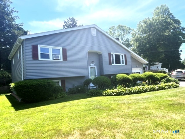 122 Black Point Road East Lyme, CT 06357 - Photo 4 of 40
