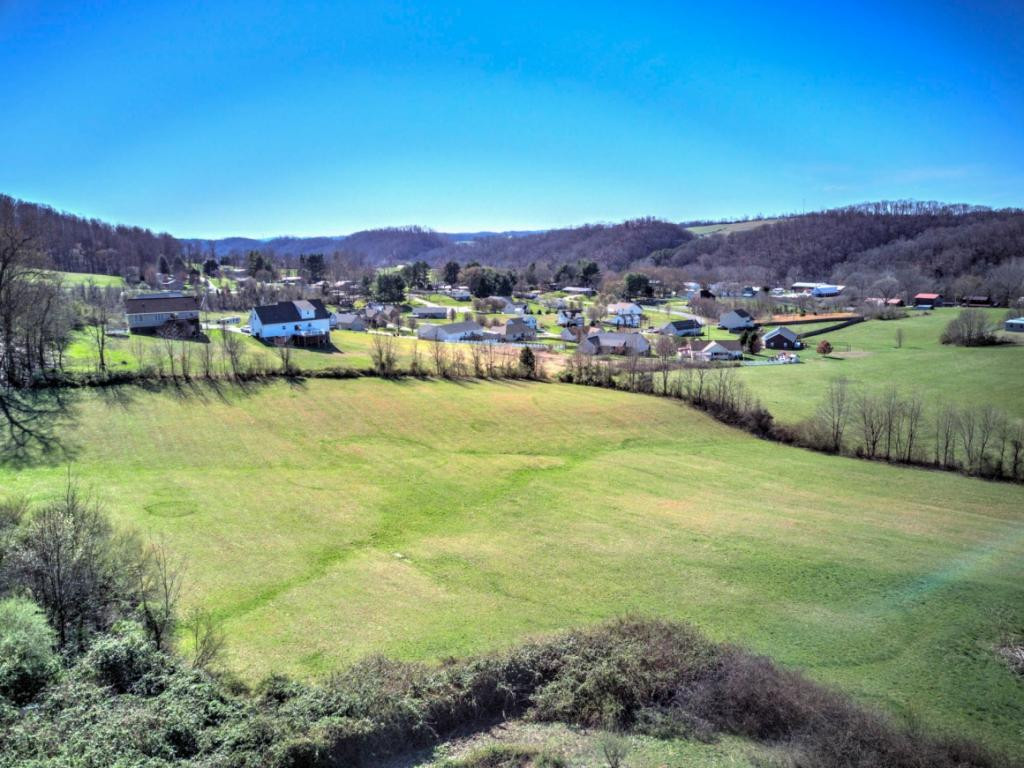 172 Bayless Road Jonesborough, TN 37659 - Photo 3 of 18 Photo 3