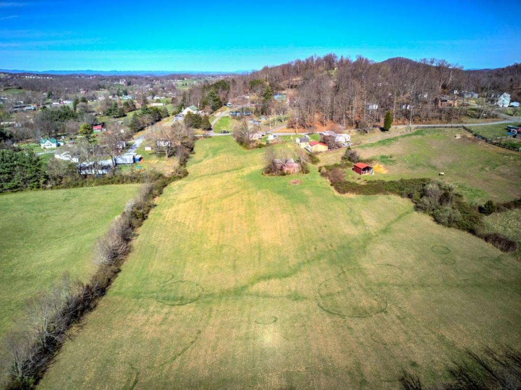 172 Bayless Road Jonesborough, TN 37659 - Photo 8 of 18 Photo 8