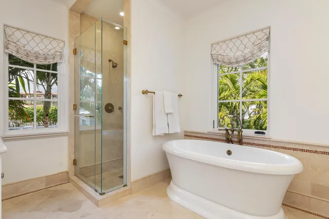 $12,250,000 | 261 Seminole Avenue, Palm Beach, FL 33480