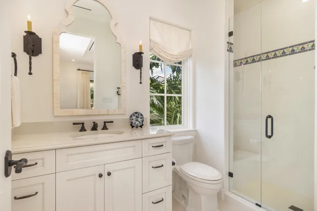 $12,250,000 | 261 Seminole Avenue, Palm Beach, FL 33480