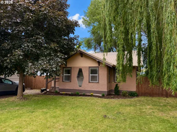 $286,000 | 102 Lake Avenue, La Grande, OR 97850