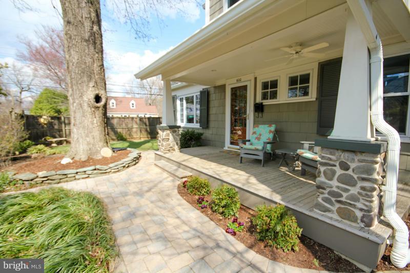 600 Mansfield Road Silver Spring, MD 20910 - Photo 2 of 30 Exterior (Front)