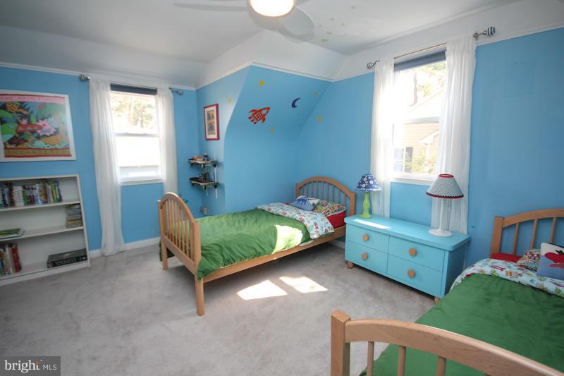 600 Mansfield Road Silver Spring, MD 20910 - Photo 18 of 30 Bedroom