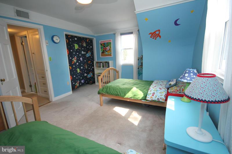600 Mansfield Road Silver Spring, MD 20910 - Photo 19 of 30 Bedroom
