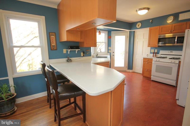 600 Mansfield Road Silver Spring, MD 20910 - Photo 9 of 30 Kitchen