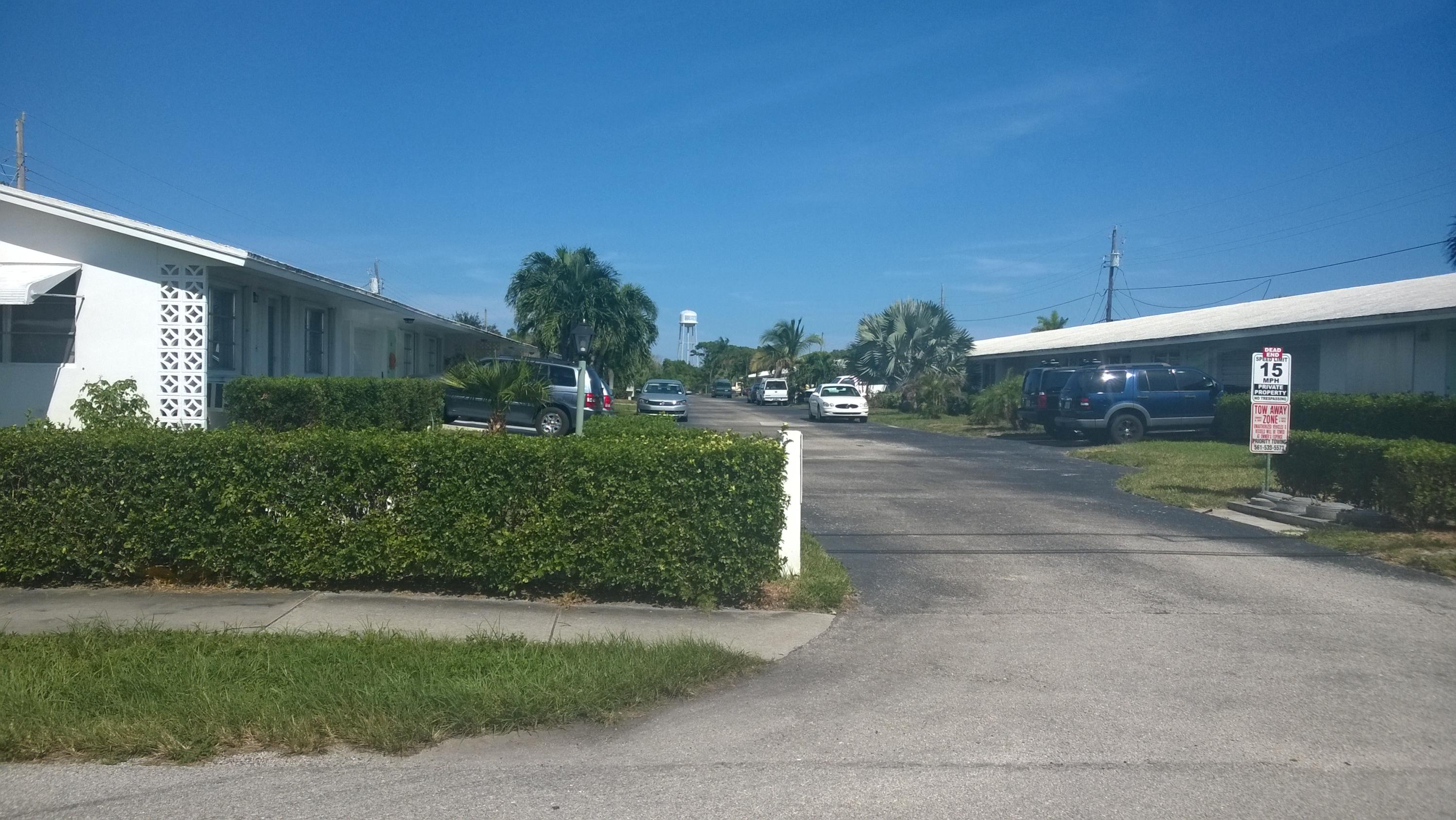 728 Ridge Road, Unit 23 Lantana, FL 33462 - Photo 3 of 15 WP_20150903_15_58_51_Pro