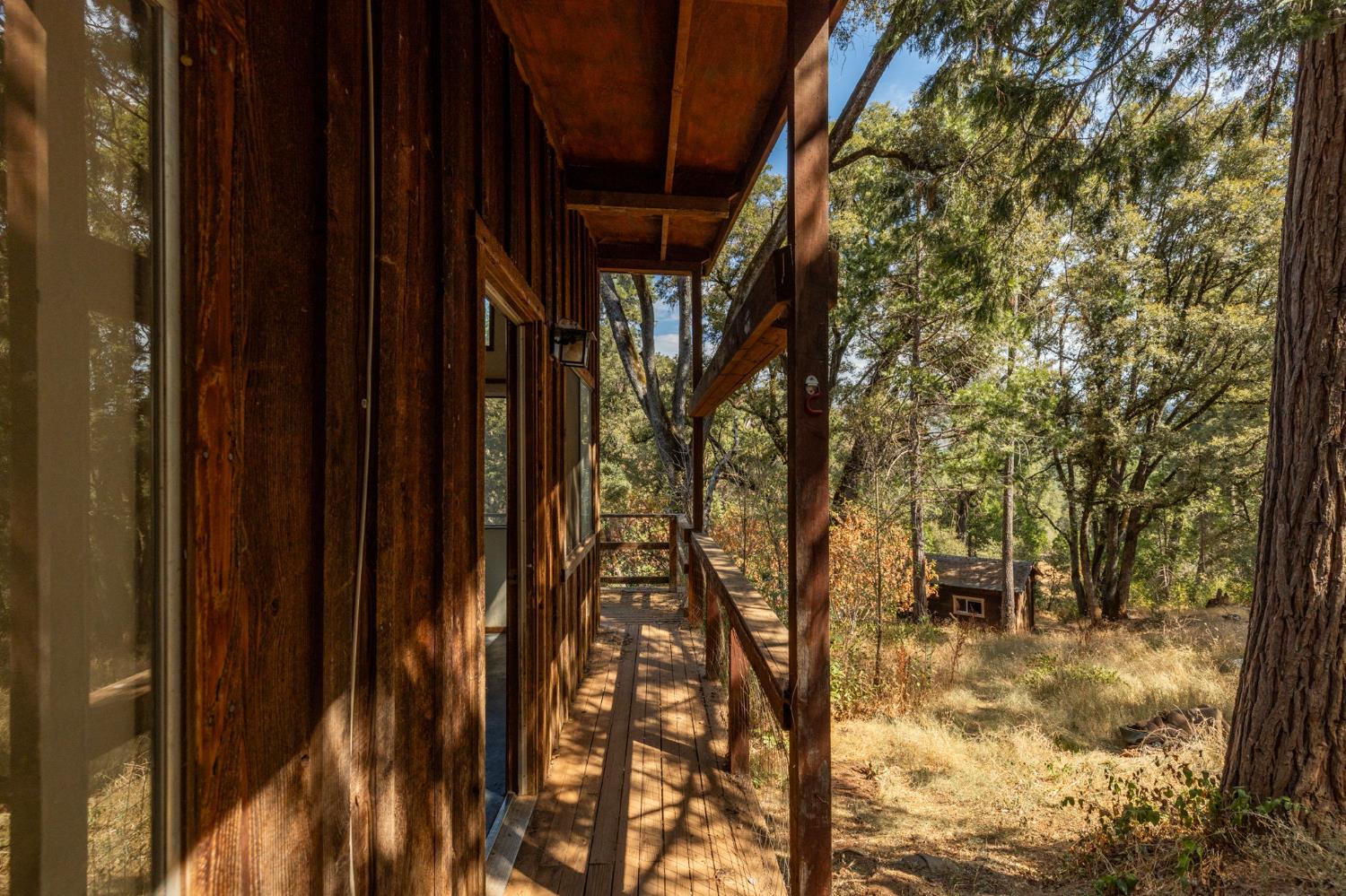 5057 Oak Road Midpines, CA 95345 - Photo 24 of 33 Gallery Image 24