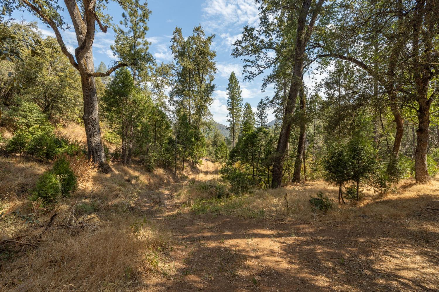 5057 Oak Road Midpines, CA 95345 - Photo 28 of 33 Gallery Image 28