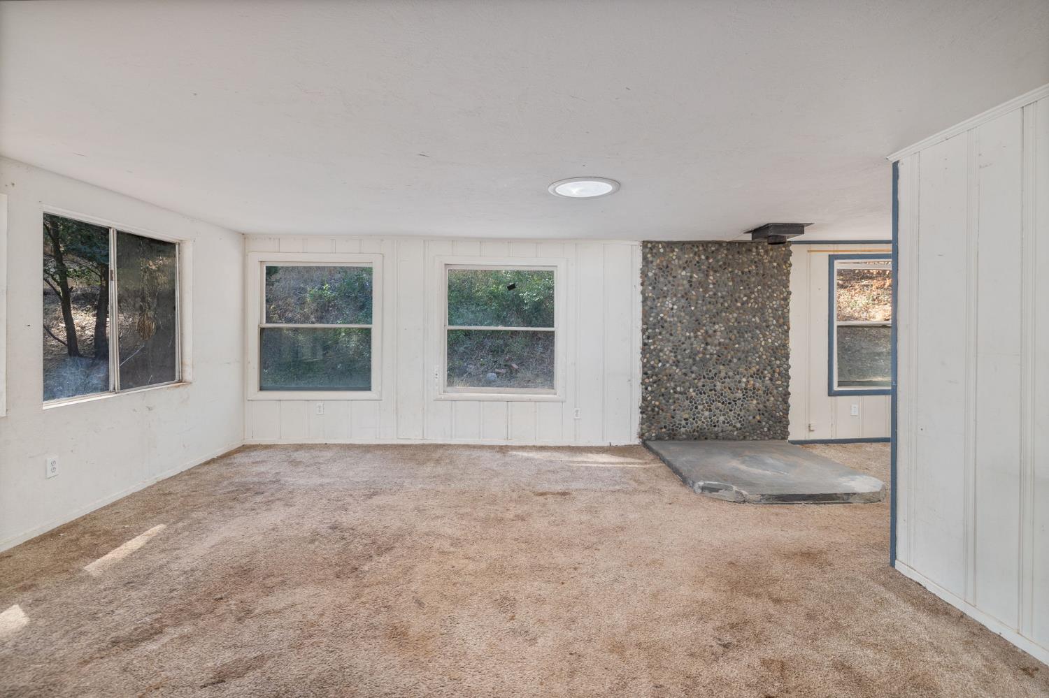 5057 Oak Road Midpines, CA 95345 - Photo 6 of 33 Gallery Image 6