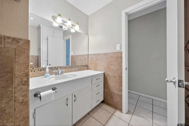 $227,500 | 1317 Woodland Hills Drive, Tyler, TX 75701