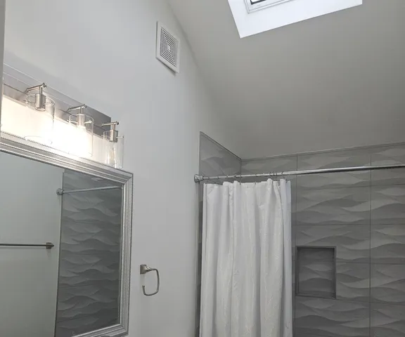 $549,900 | 2011 Maplewood Circle, Naperville, IL 60563