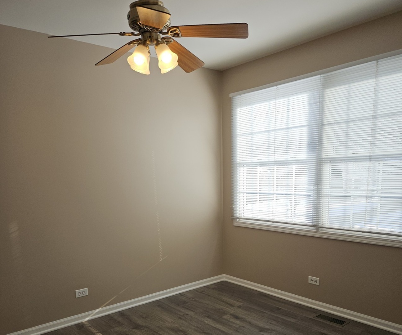 2011 Maplewood Circle Naperville, IL 60563 - Photo 20 of 43 a window in an empty room