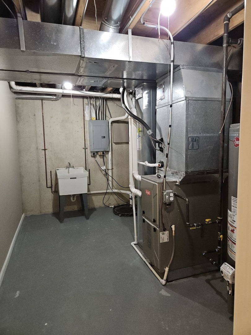 2011 Maplewood Circle Naperville, IL 60563 - Photo 32 of 43 a utility room with dryer and washer