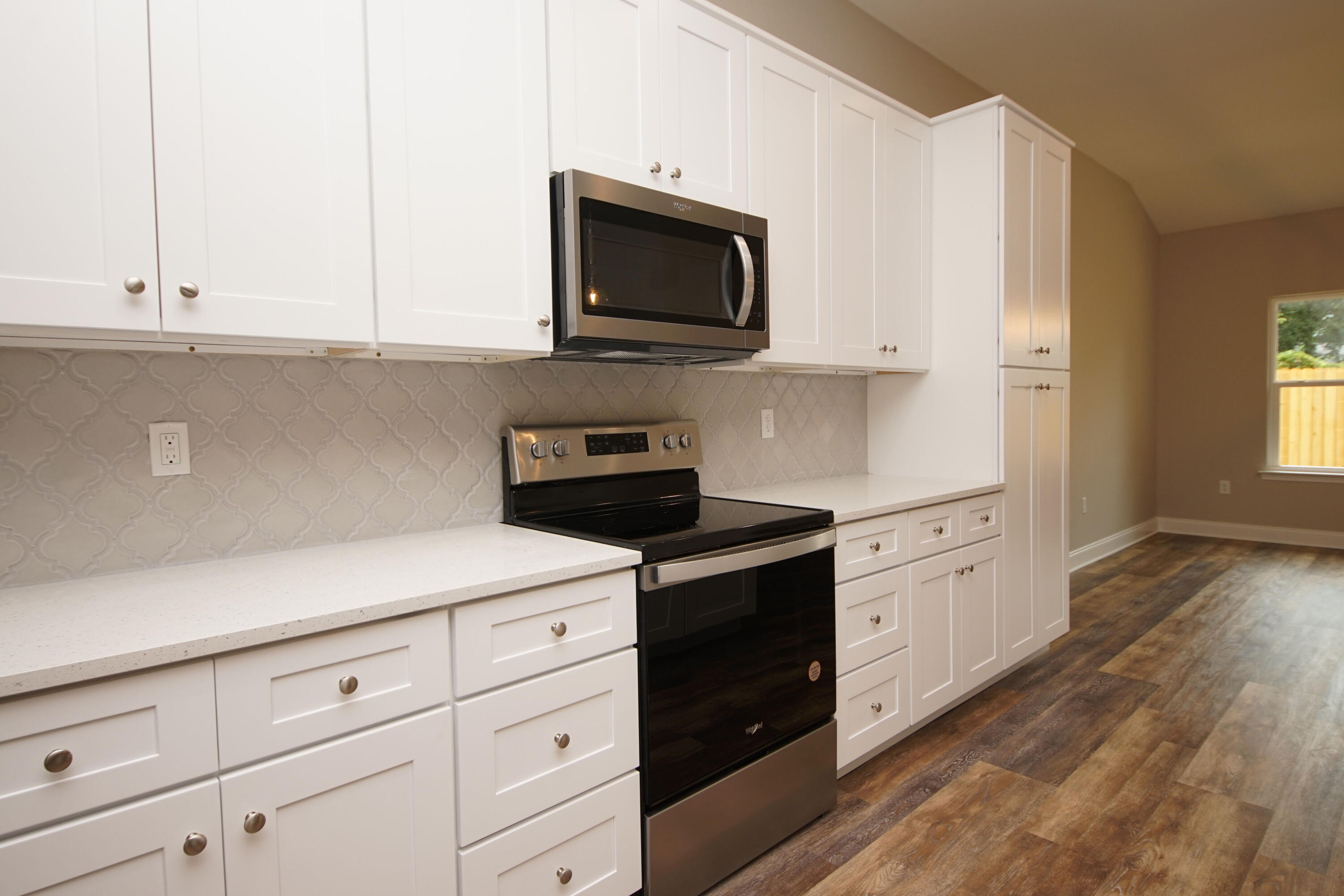 103 Ferry Road Northeast Fort Walton Beach, FL 32548 - Photo 18 of 45 103FerryKitchen74