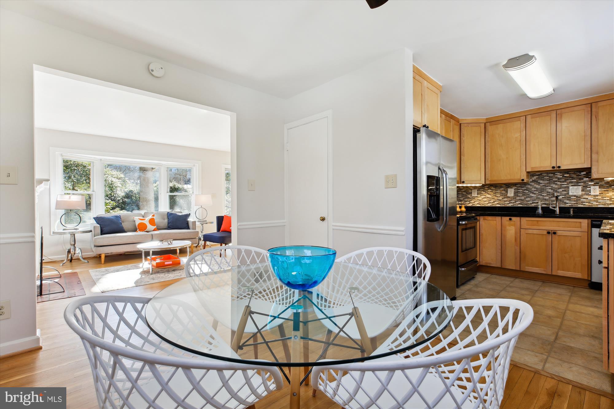 401 Greenbrier Drive Silver Spring, MD 20910 - Photo 14 of 57 a living room with furniture and a table