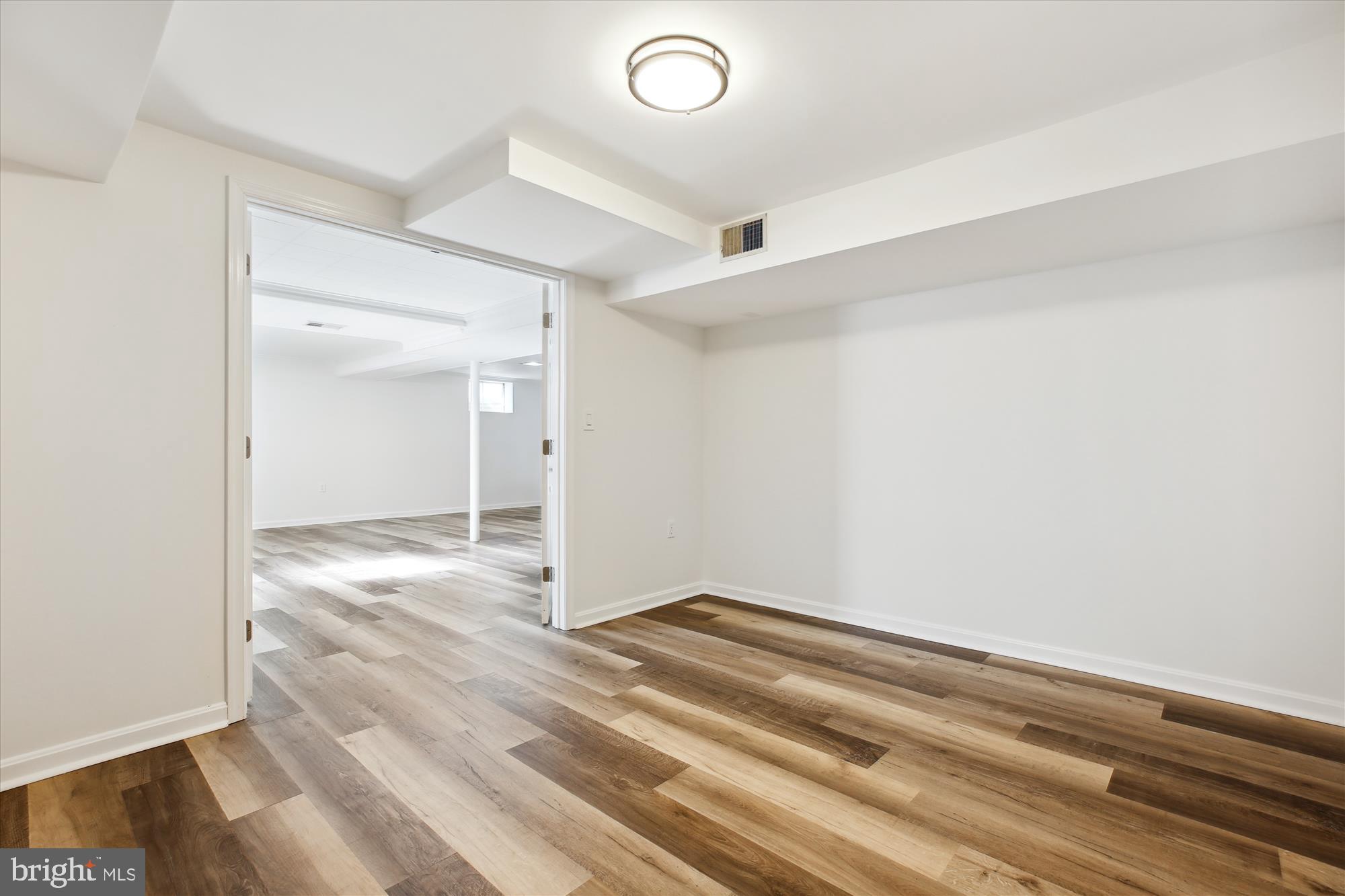 401 Greenbrier Drive Silver Spring, MD 20910 - Photo 38 of 57 a view of room