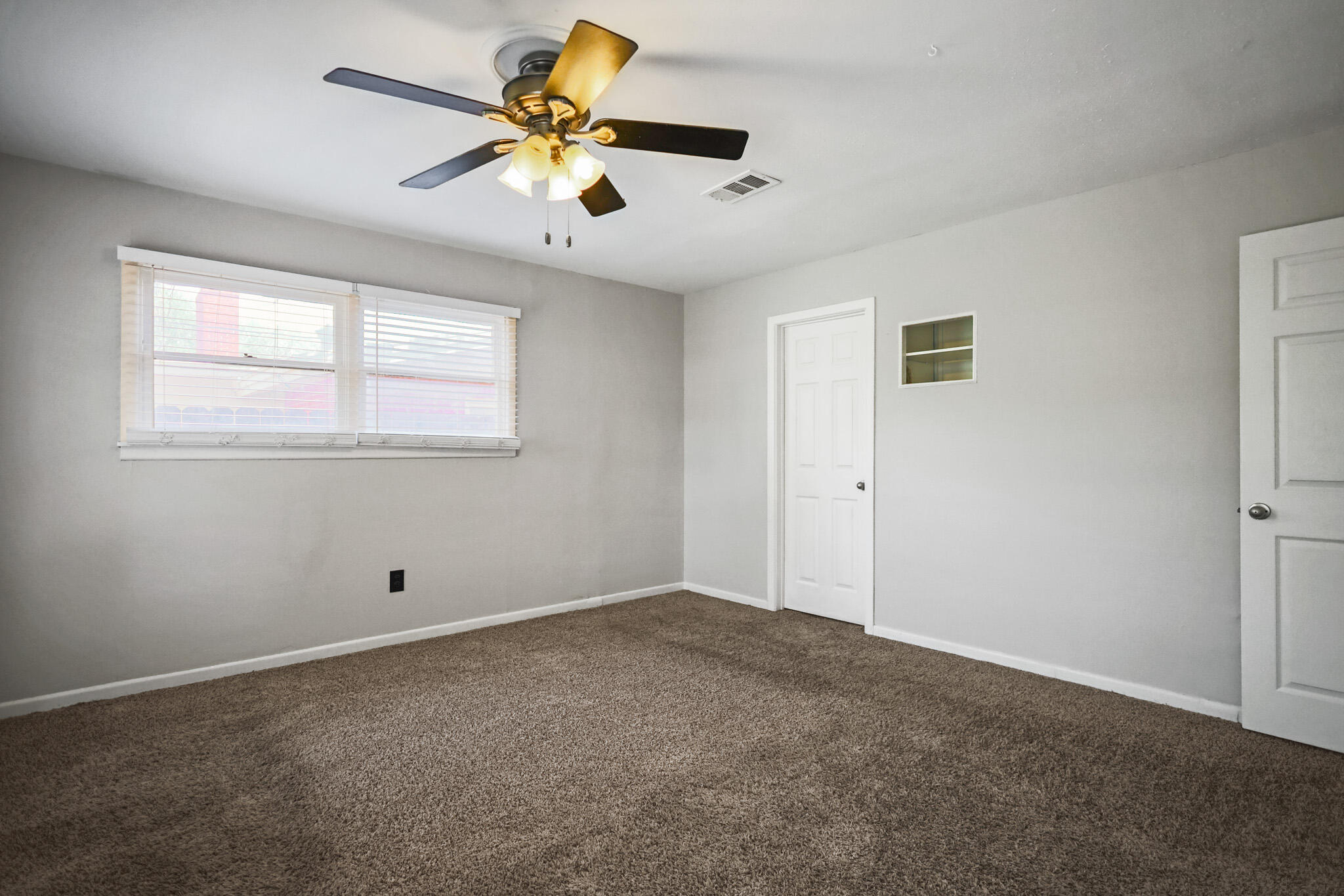 2826 58th Street Lubbock, TX 79413 - Photo 25 of 57 IMG_9002