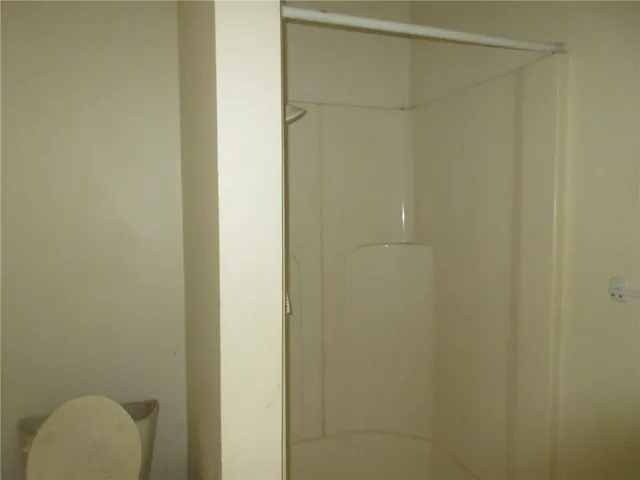 a view of bathroom with window