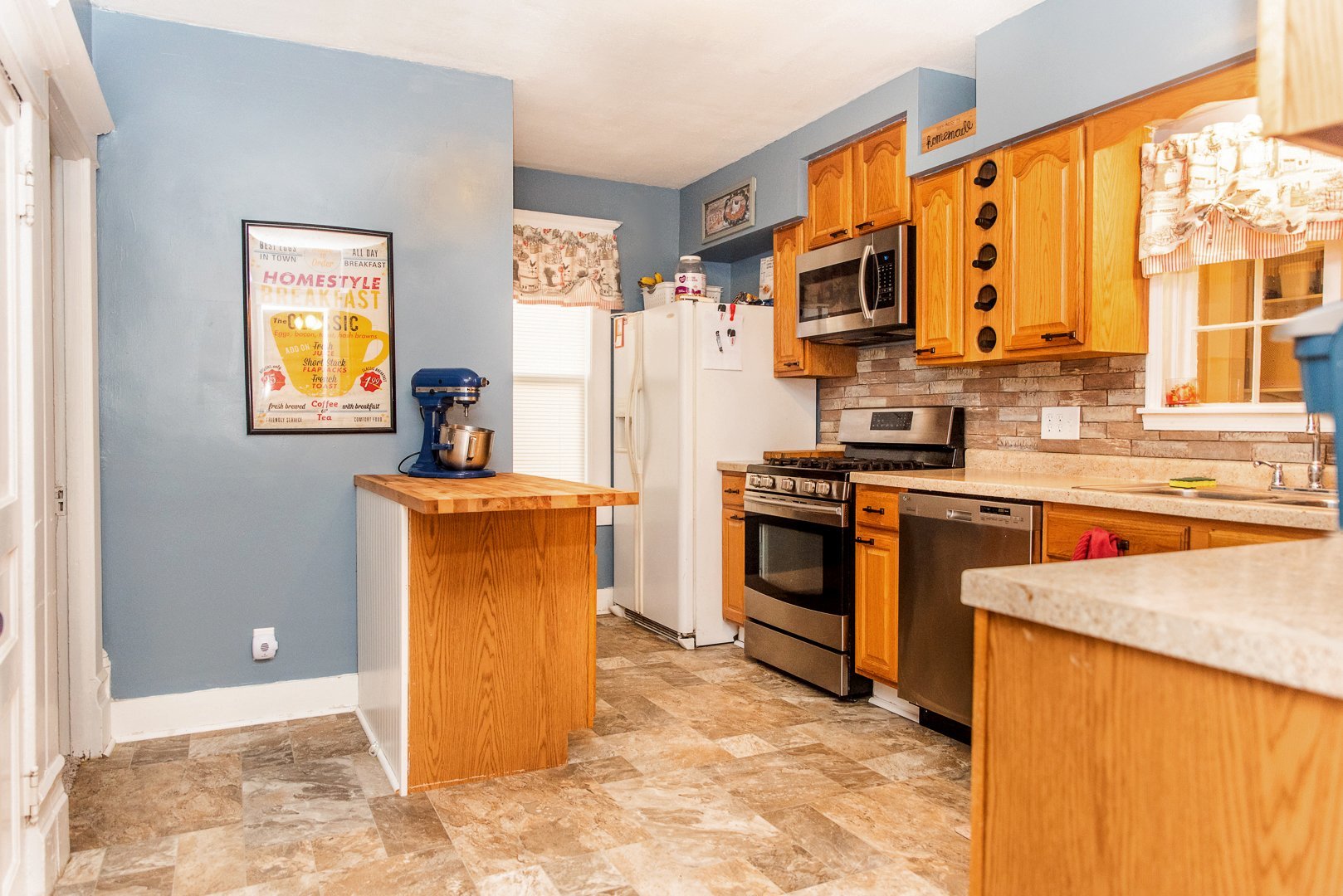 874 Stony Point Road Dixon, IL 61021 - Photo 6 of 28