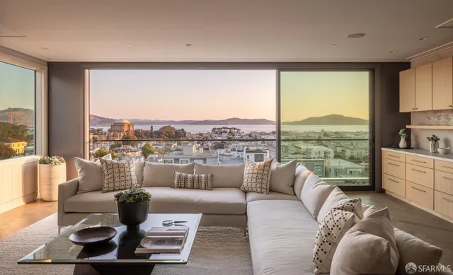 $17,995,000 | 2724-2728 Filbert Street, San Francisco, CA 94123