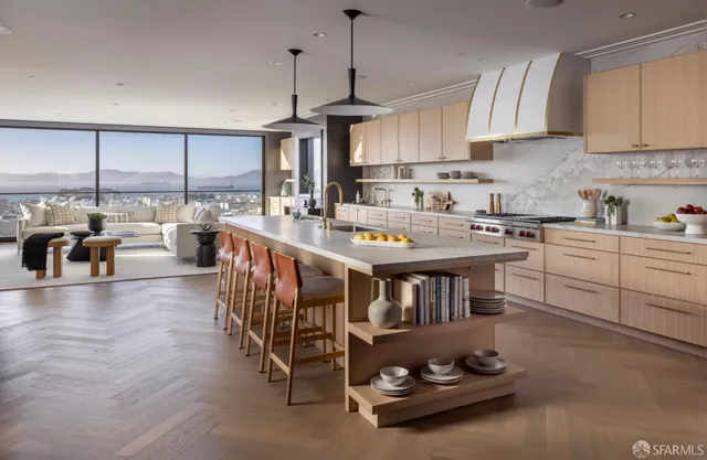 $17,995,000 | 2724-2728 Filbert Street, San Francisco, CA 94123