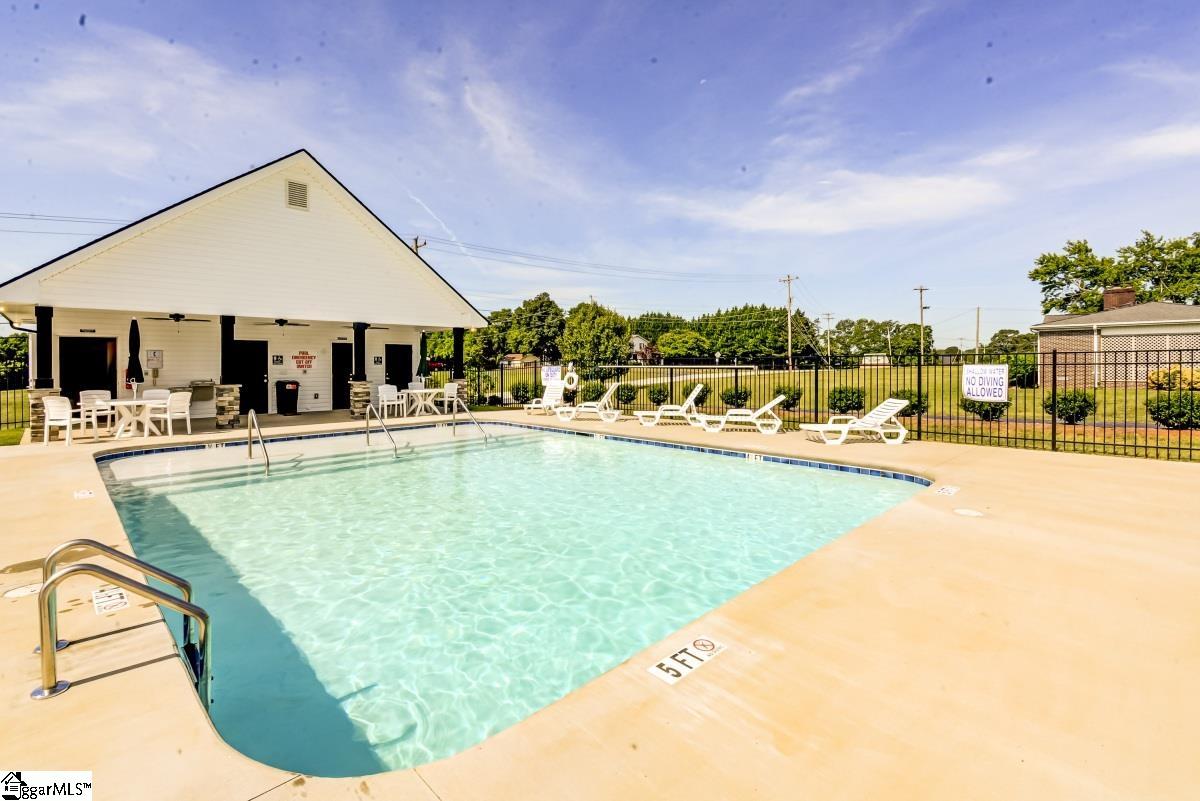 122 Aleppo Lane Greer, SC 29651 - Photo 6 of 28