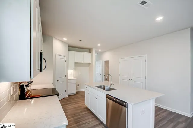 $279,000 | 122 Aleppo Lane, Greer, SC 29651