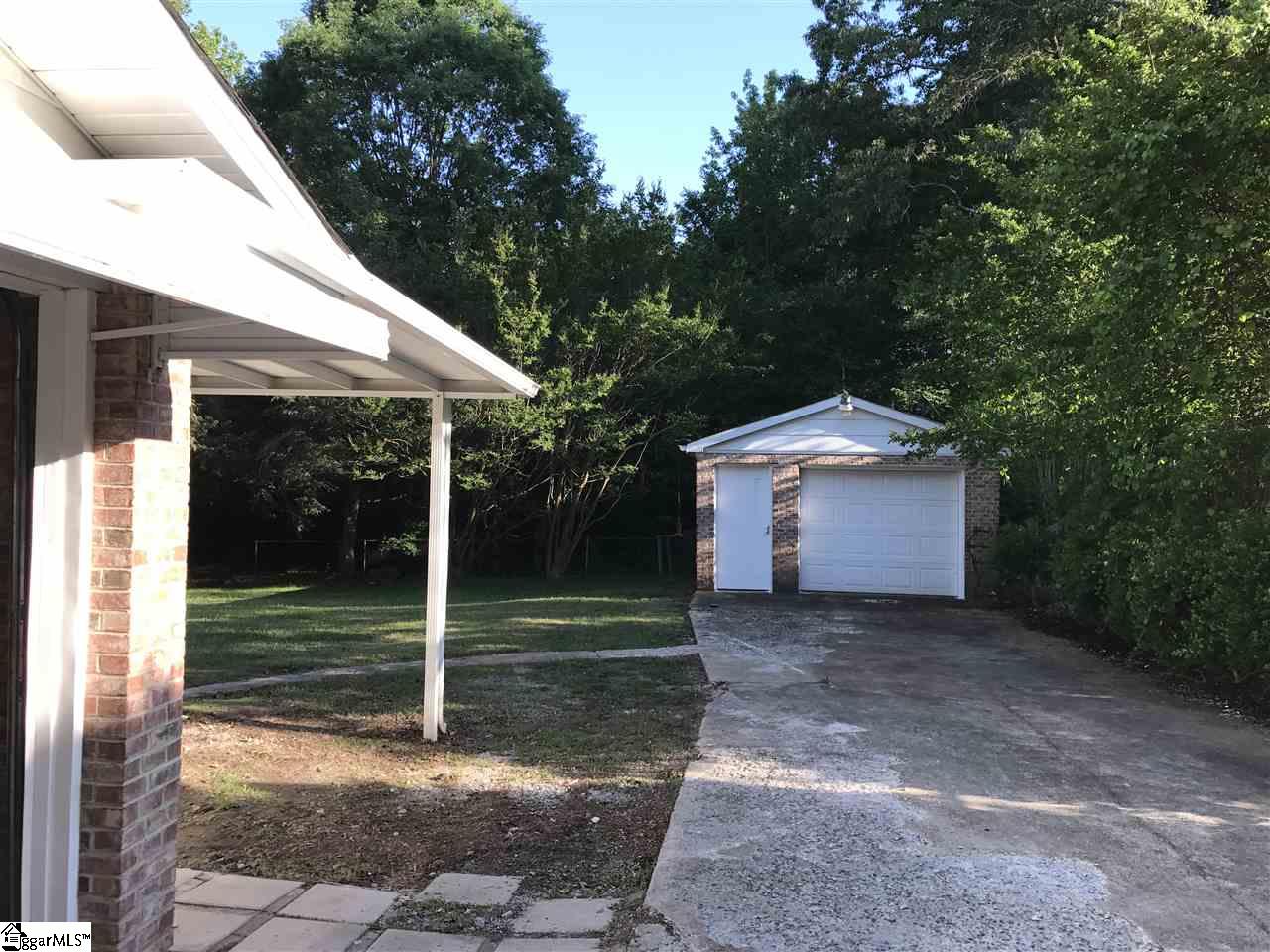 119 Covington Road Greenville, SC 29617 - Photo 11 of 15 Gallery Image 11