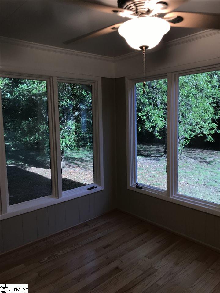 119 Covington Road Greenville, SC 29617 - Photo 3 of 15 Gallery Image 3