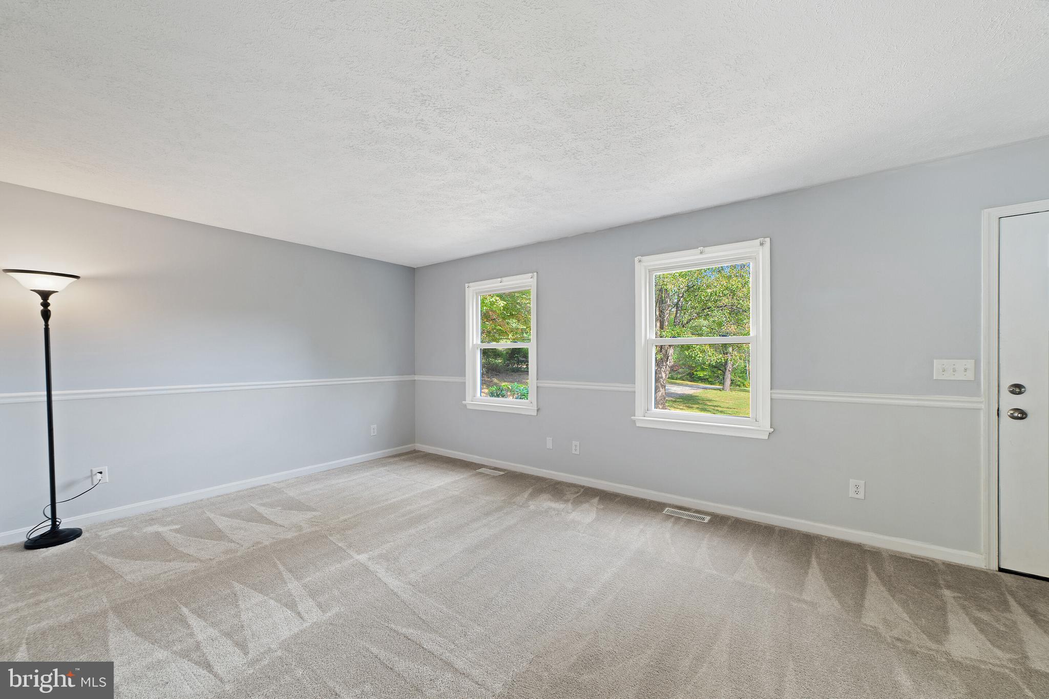 14084 Silver Hill Road Sumerduck, VA 22742 - Photo 9 of 35