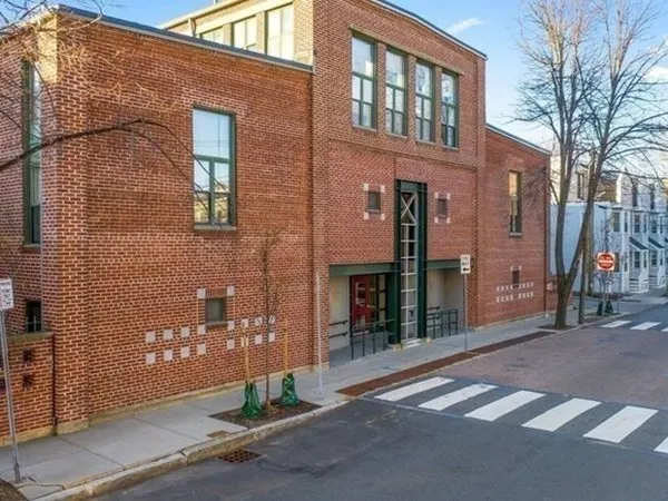 $3,900 | 71 Fulkerson Street, Unit 205, Cambridge, MA 02141