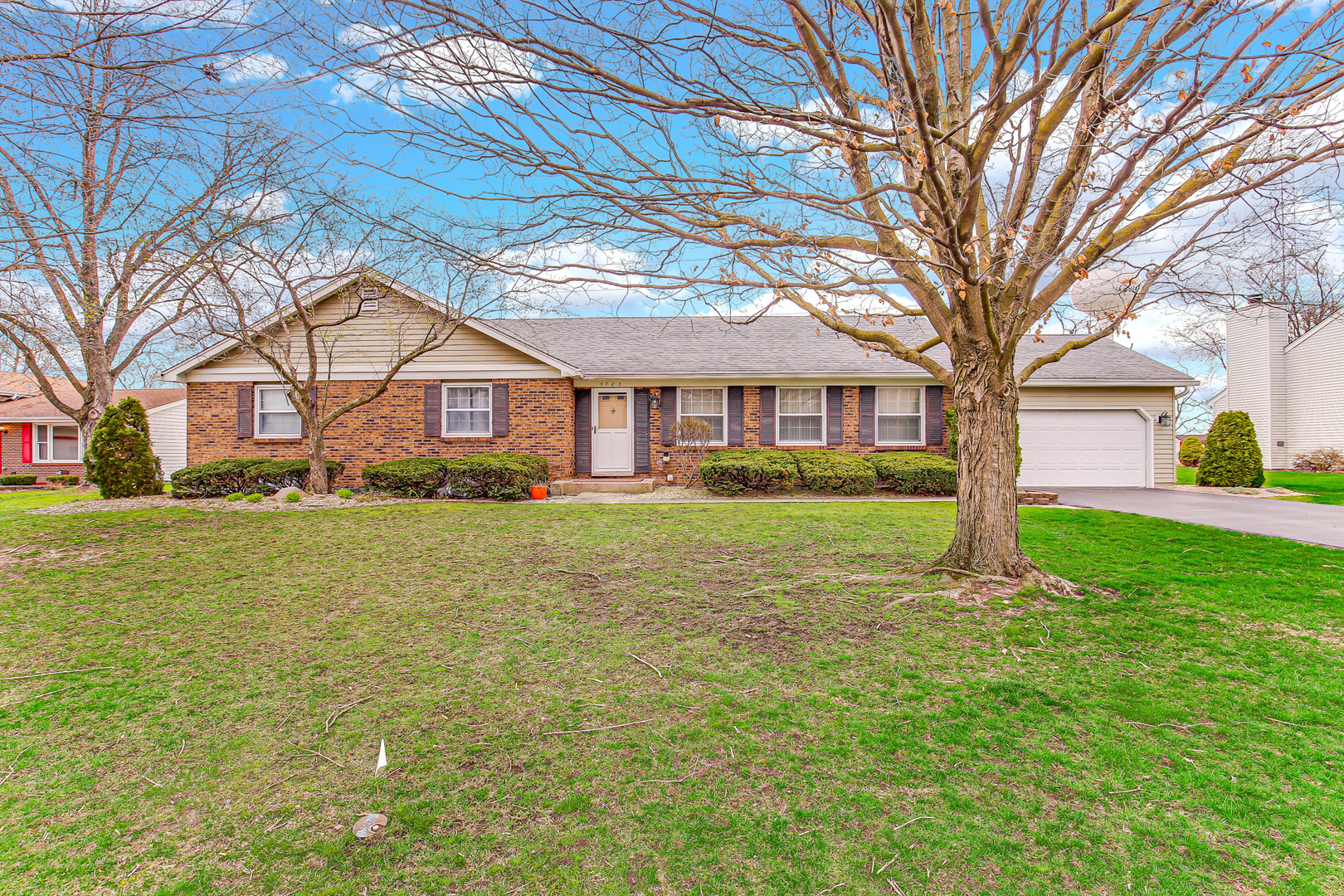 3723 Ronald Road Crete, IL 60417 - Photo 2 of 25 a front view of house with yard and green space