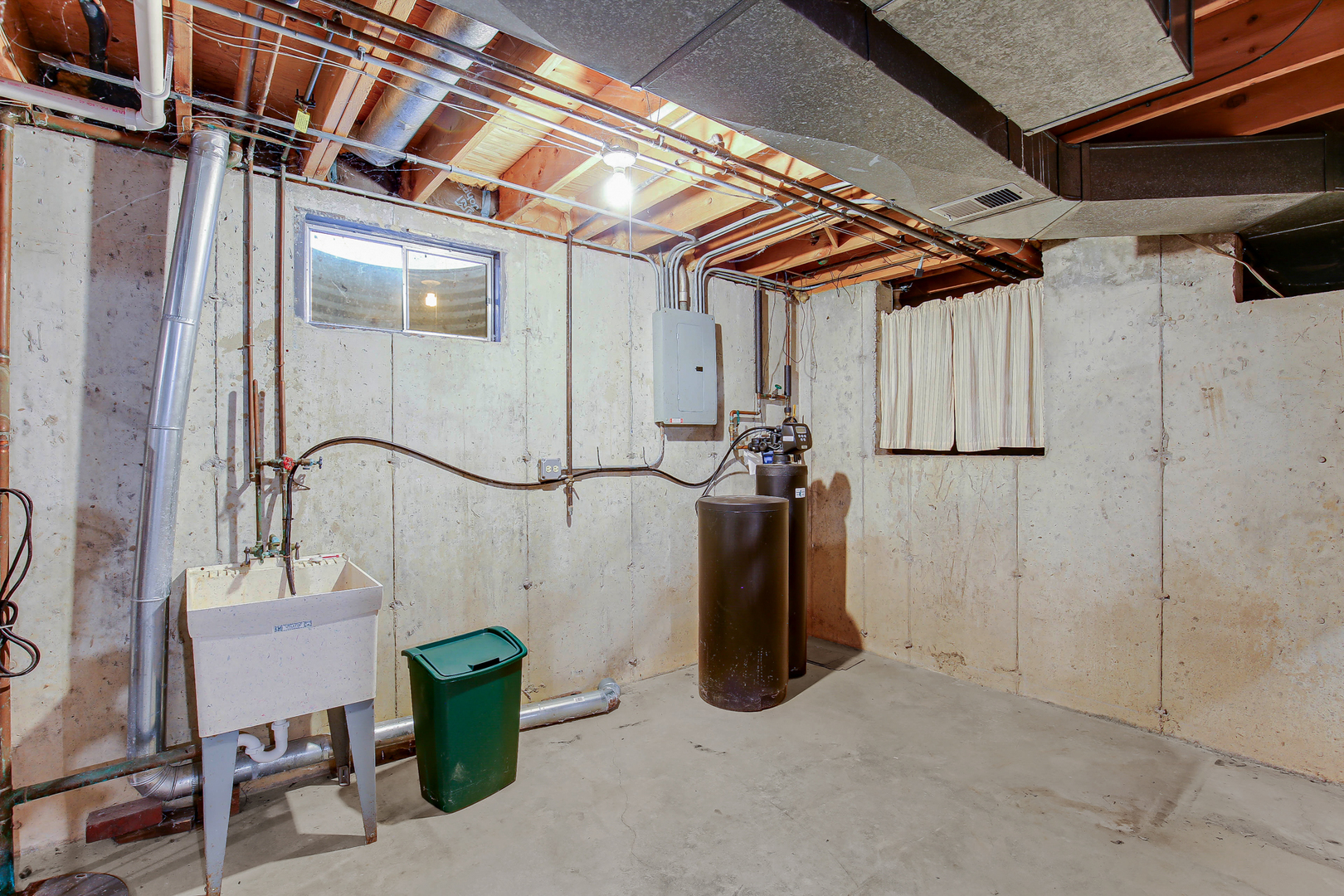 3723 Ronald Road Crete, IL 60417 - Photo 25 of 25 a view of a storage room