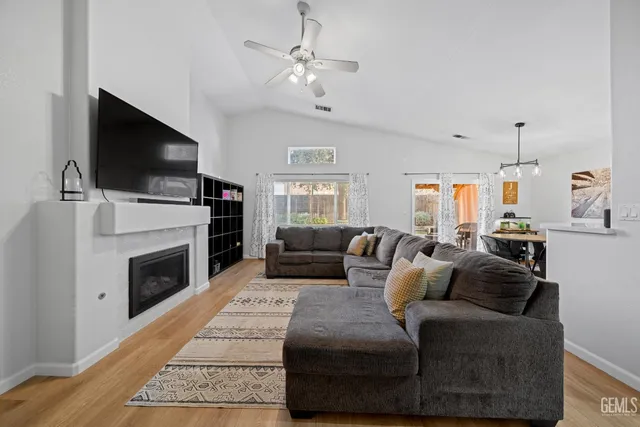 $375,000 | Undisclosed Address, Bakersfield, CA 93313