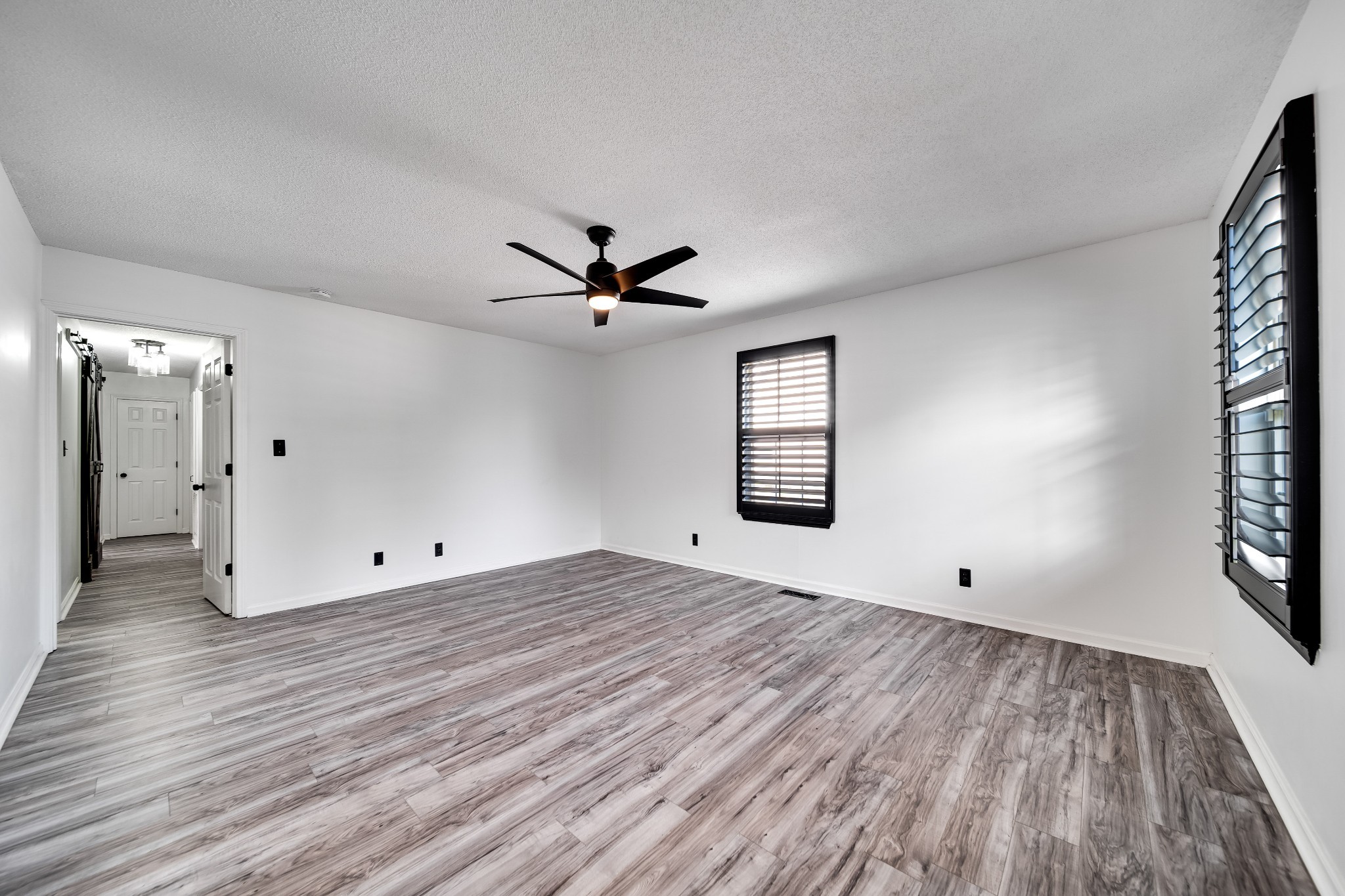 141 Union Hall Road Clarksville, TN 37040 - Photo 5 of 43 Gallery Image 5