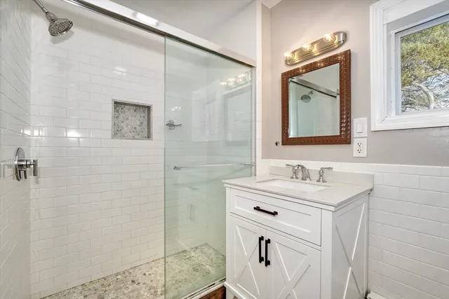 $659,900 | 12 Seagirt Avenue, Saugus, MA 01906