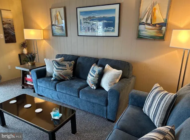 $2,200 | 8908 Rusty Anchor Road, Unit 20501, Ocean City, MD 21842