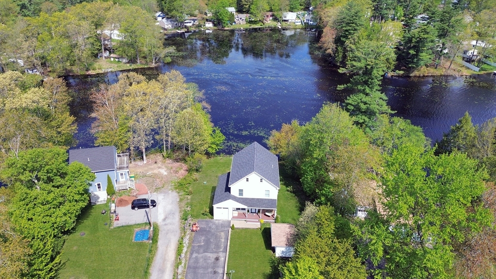 8 Dulcies Point Road Kingston, NH 03848 - Photo 4 of 27 an aerial view of a house with outdoor space
