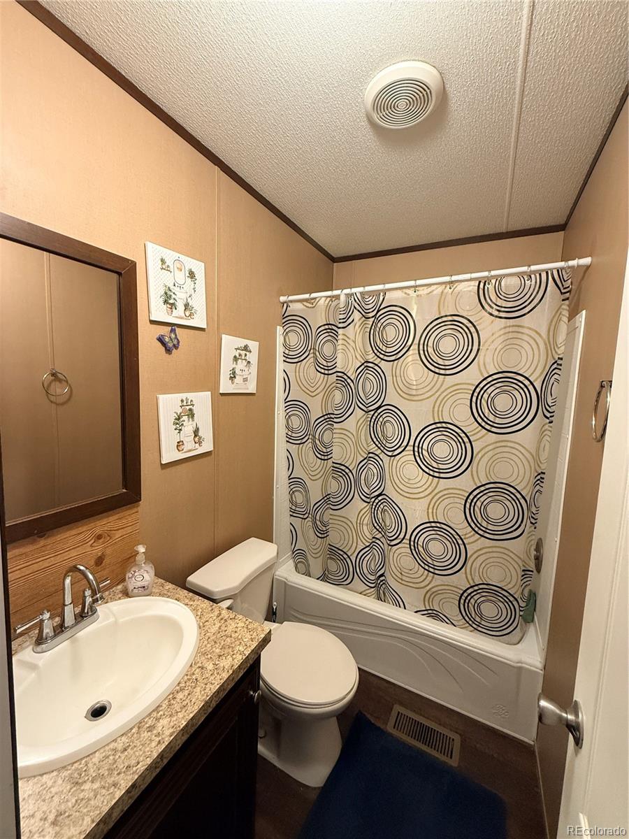 10201 Riverdale Road Thornton, CO 80229 - Photo 35 of 36