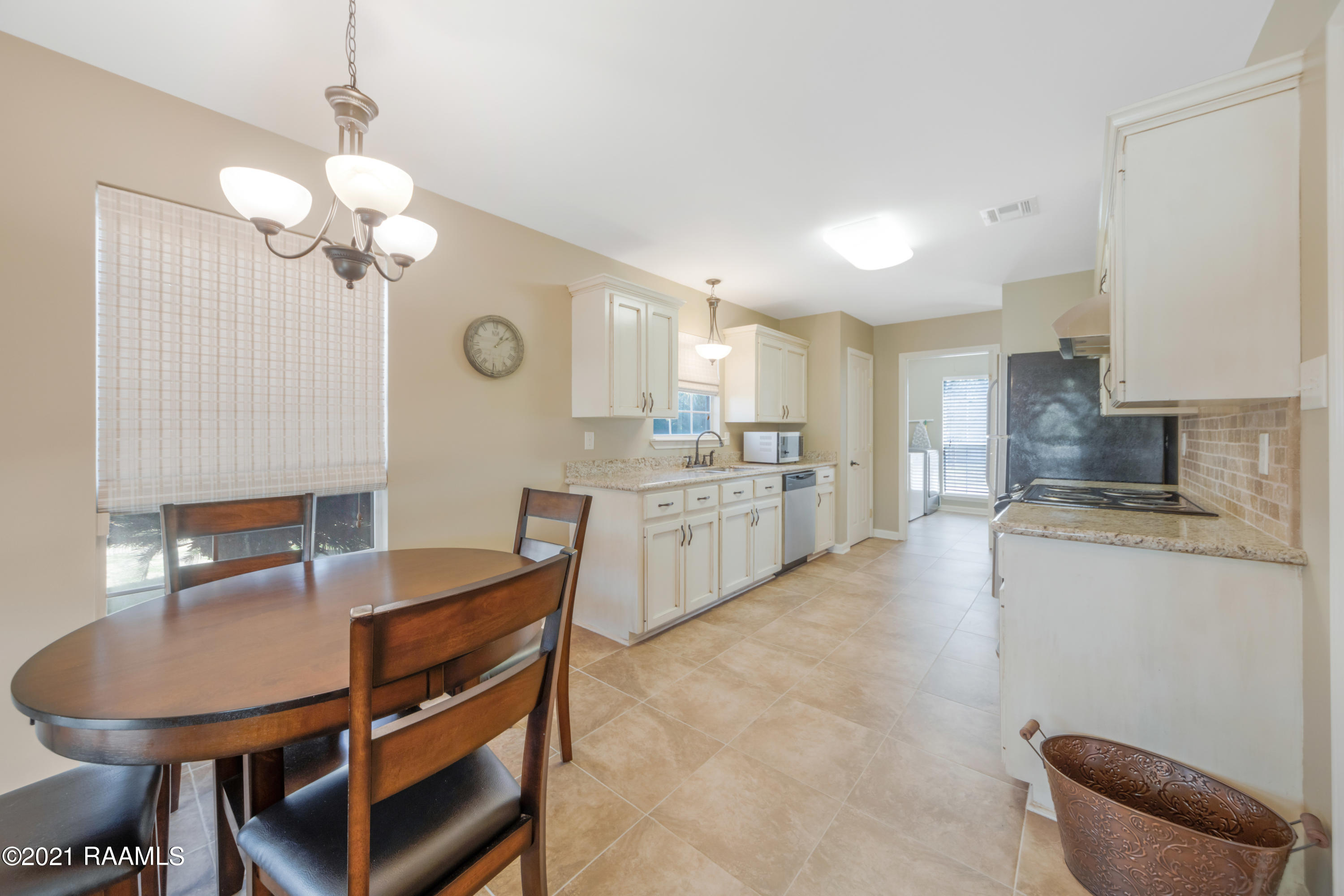 200 Magnolia Farms Road Carencro, LA 70520 - Photo 9 of 25 Gallery Image 9