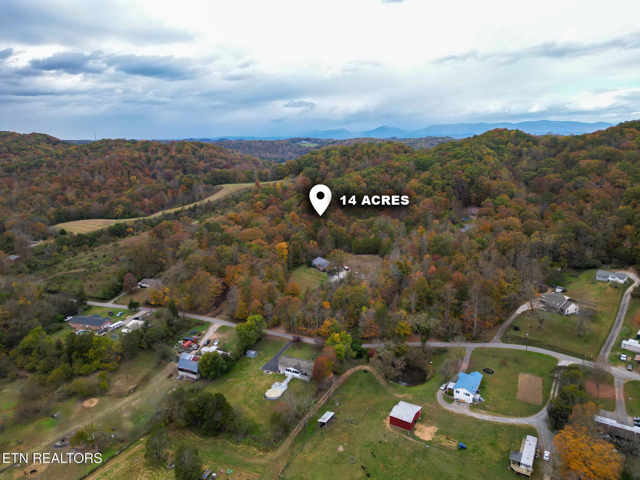 2 West Bullrun Valley Drive Heiskell, TN 37754 - Photo 12 of 12 a view of a city