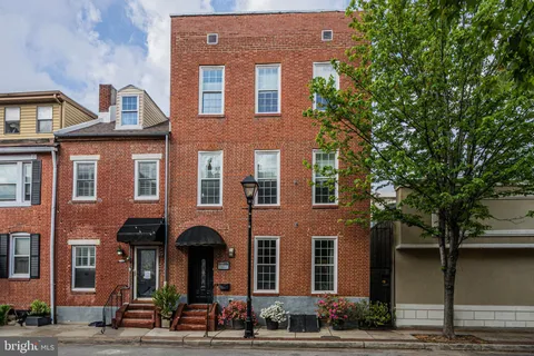 $1,200,000 | 210 South High Street, Baltimore, MD 21202
