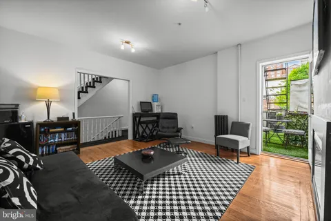 $1,200,000 | 210 South High Street, Baltimore, MD 21202