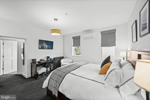 $1,200,000 | 210 South High Street, Baltimore, MD 21202